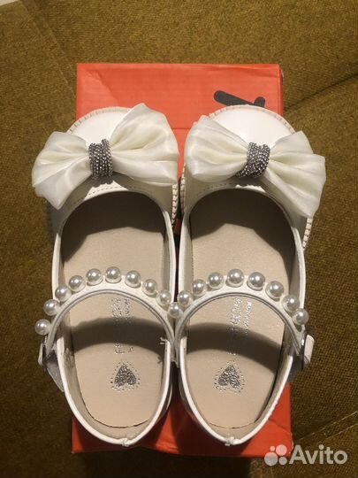Сандалии для девочки