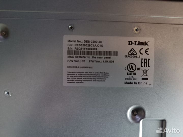 Коммутатор D-link DES-3200-28