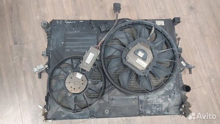 Радиатор охлаждения Volkswagen Touareg 1 4.2 2006