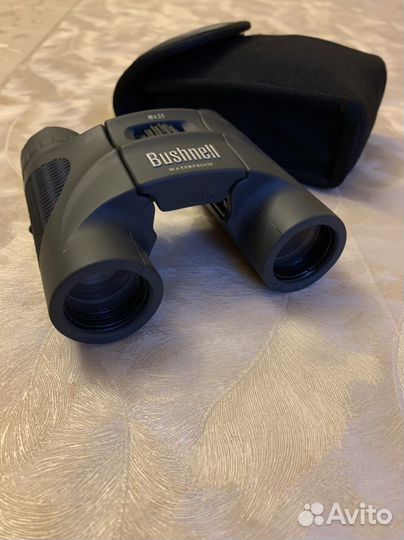 Бинокль bushnell 8x25 в чехле