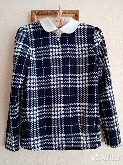 Блузка с брошкой 42-44