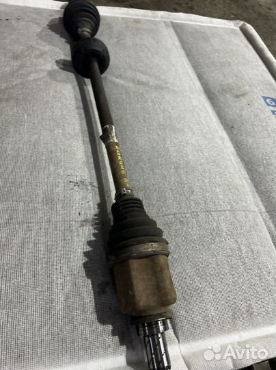 Привод правый LADA Largus