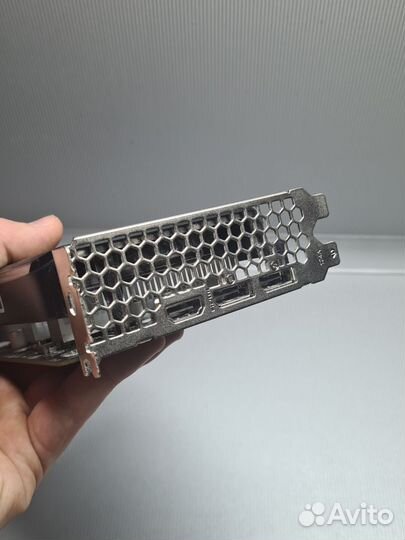 Видеокарта GTX 1650 4GB