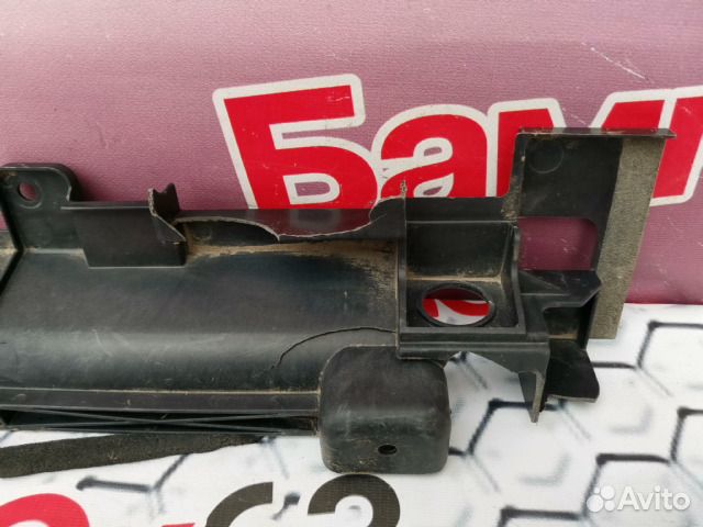 Кронштейн радиатора Nissan X-Trail