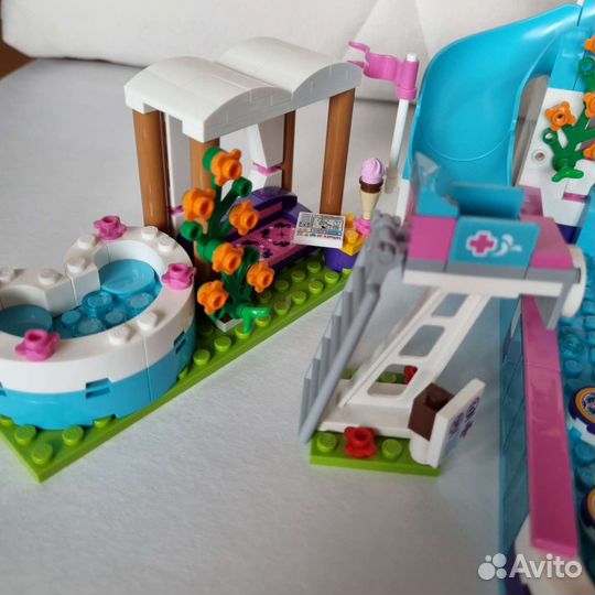 Lego Friends Летний бассейн Хартлейка, аквапарк