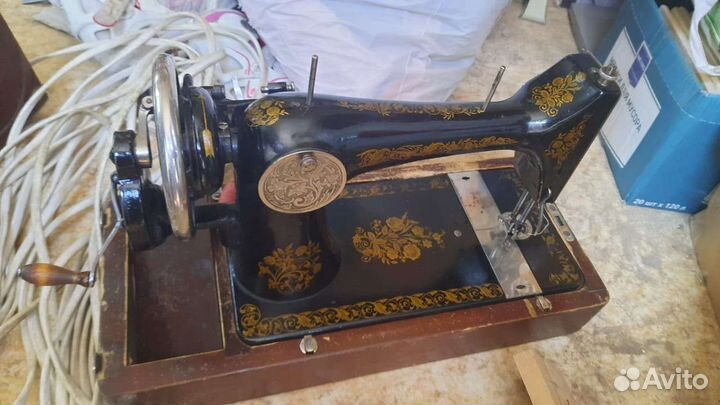 Швейная машина