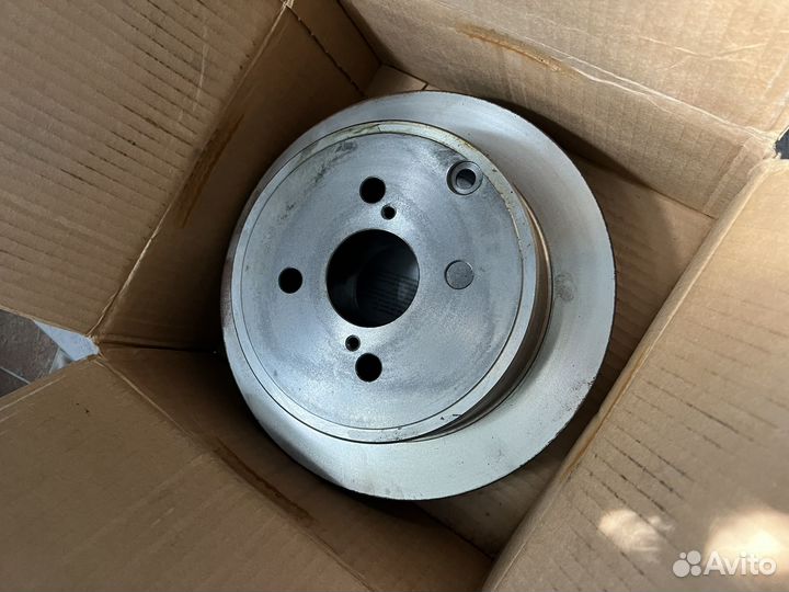 Тормозные диски задние toyota corolla 120