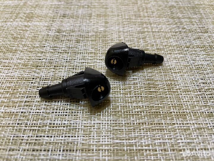 Форсунки омывателя лобового стекла Honda