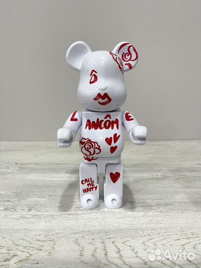 Медведь bearbrick lancome paris