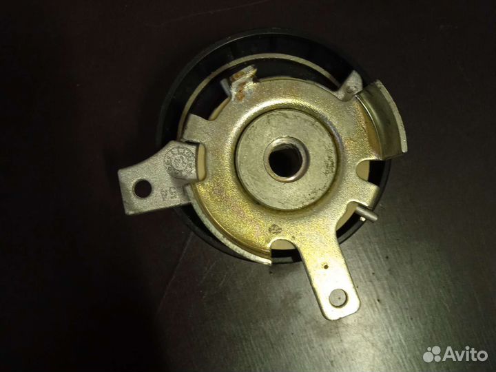 Натяжной ролик грм ford