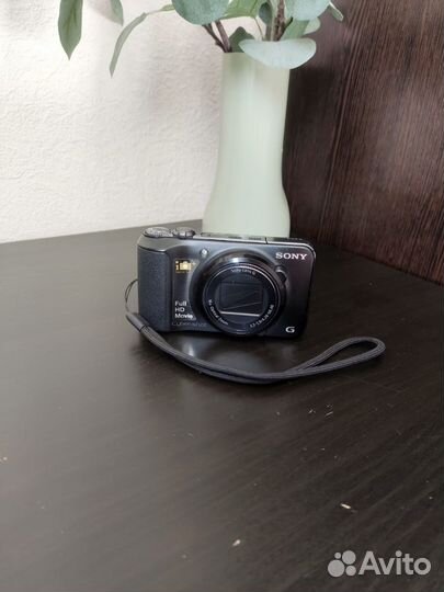 Компактный фотоаппарат sony cyber shot