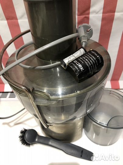 Соковыжималка bork JU CUP 22090 SI