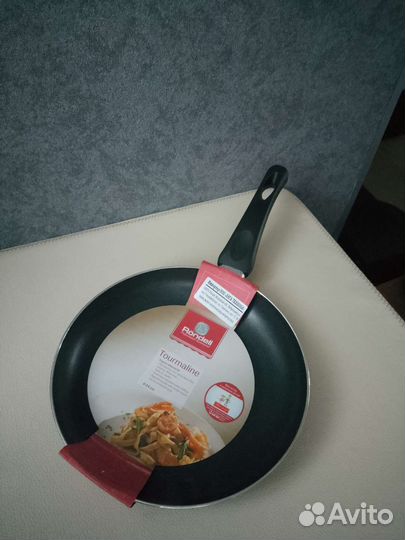 Сковорода новая