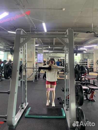 Абонемент в фитнес клуб