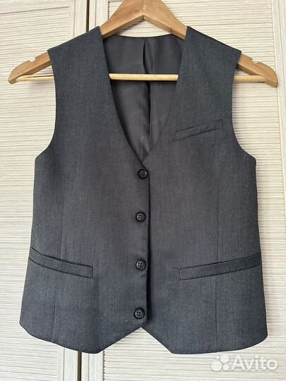 Школьный костюм тройка 146 размер