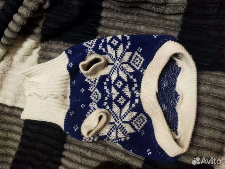 Свитер для собак