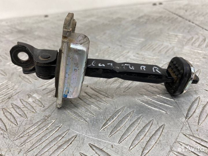 Б/У ограничитель двери передний правый Chevrolet