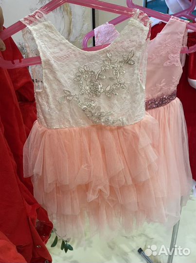 Платье для девочки 110 новое