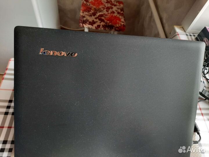 Ноутбук lenovo