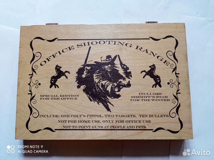 Деревянный пистолет стрелюющий резинками набор