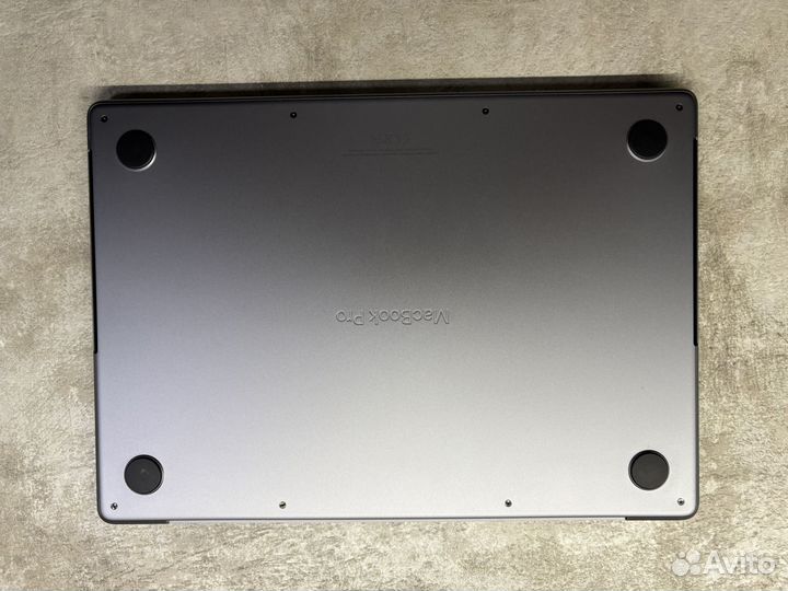 Ноутбук Apple MacBook Pro 14 M1 Pro 16/1TB