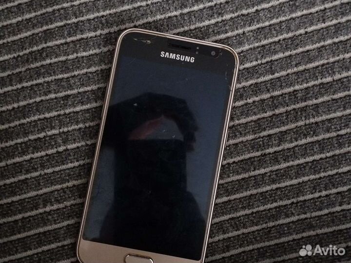 Телефон Samsung