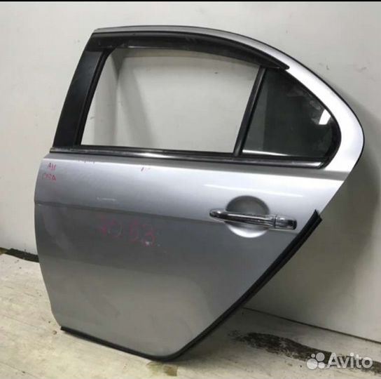 Дверь задняя левая Mitsubishi Lancer 10