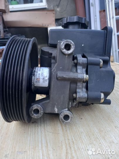 Насос гур mercedes m271 с бачком