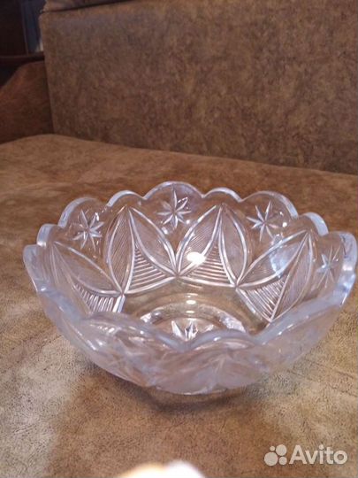 Хрустальная ваза