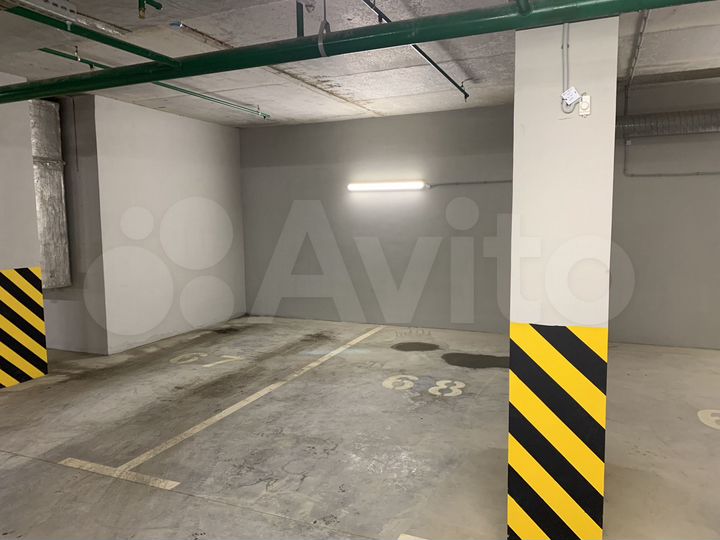 Машиноместо, 13 м²