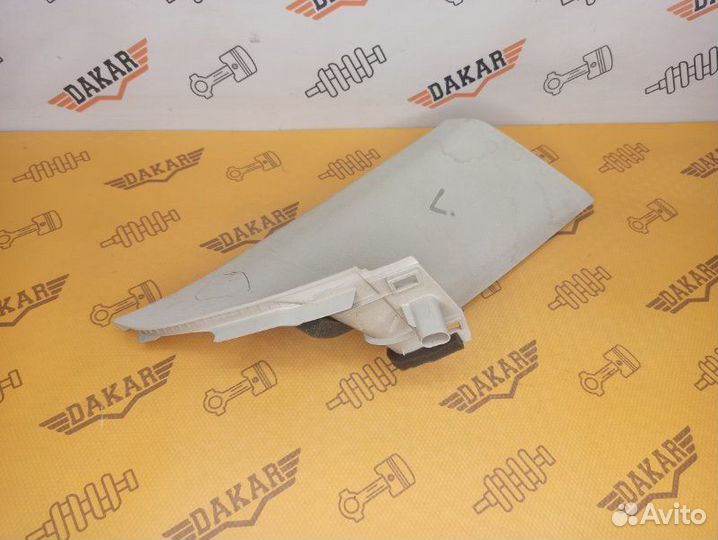 Обшивка стойки стекла задняя левая Ford Focus CB8