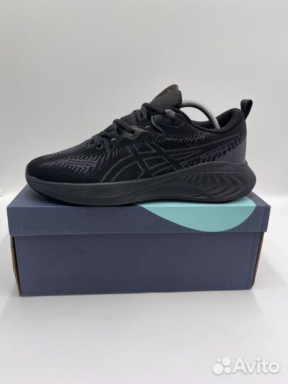 Кроссовки asics