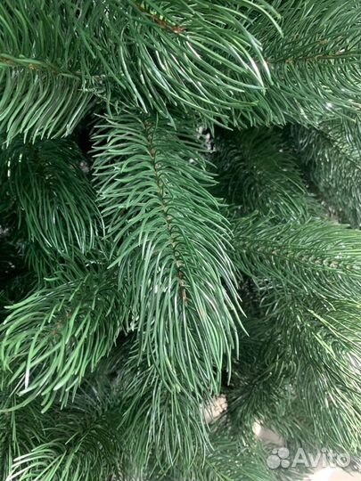 Искусственные елки