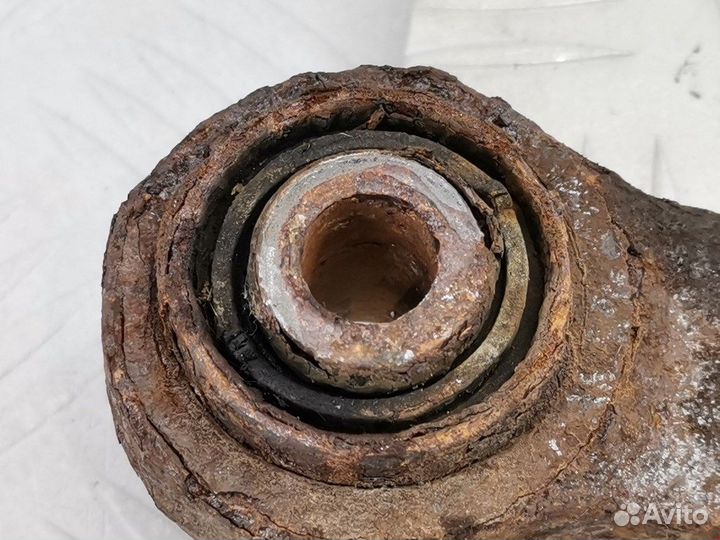 Рычаг задней подвески для Ford Focus 1 1061659