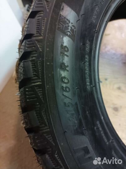 Michelin X-Ice North 4 215/60 R16