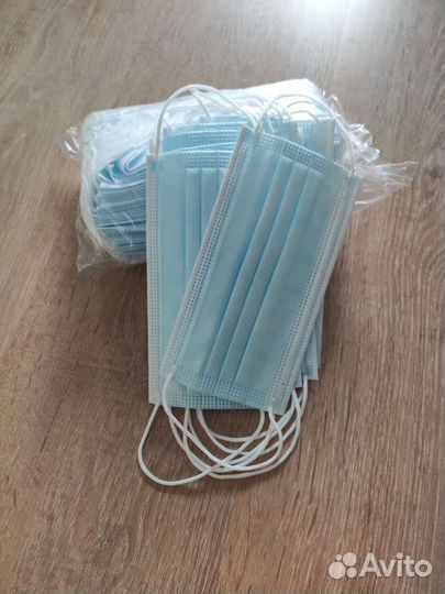 Маски одноразовые, трёхслойные
