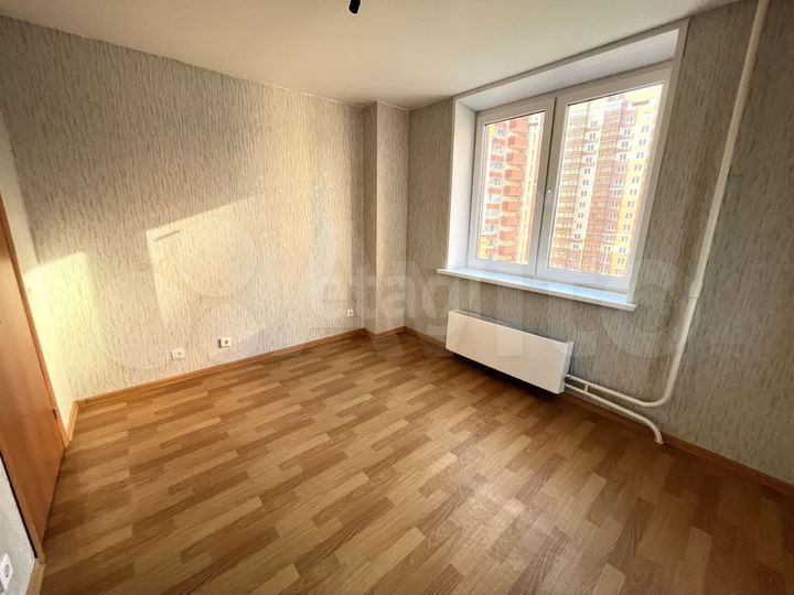 3-к. квартира, 90 м², 6/15 эт.