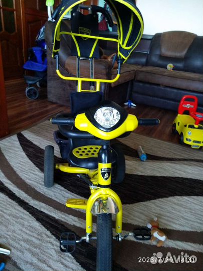 Детский велосипед с ручкой бу