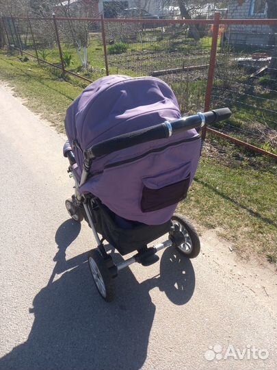 Продам прогулочную коляску