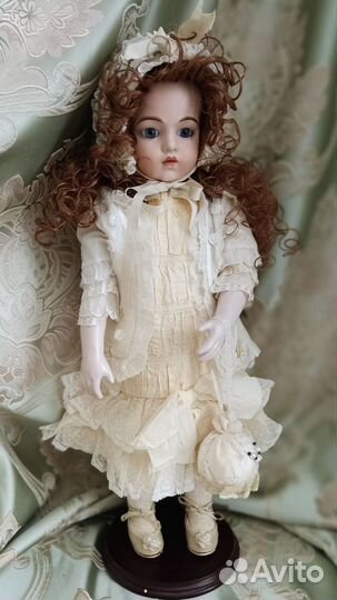 Кукла фарфоровая Bru коллекционная