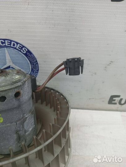 Моторчик печки Mercedes W220