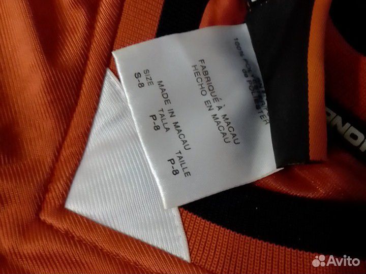 Спортивная кофта