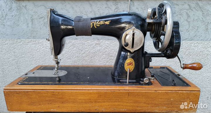 Швейная машина Подольск ручная