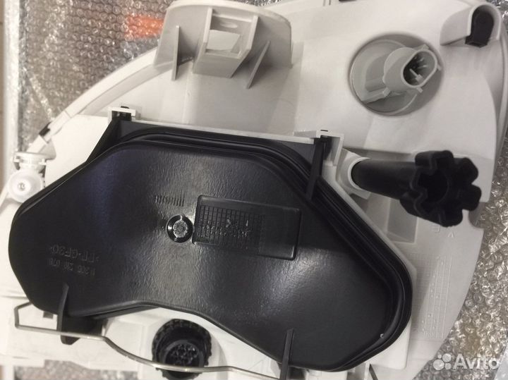 Фара блок газ-3302,2217,33104 правая alru676512114