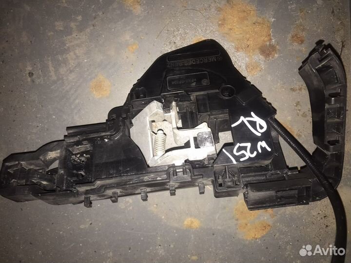 Ручка двери Mercedes Gl164 R251