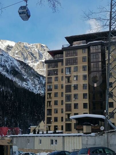 2-к. квартира, 50 м², 4/9 эт.