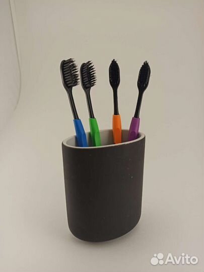 Зубные щетки набор 4 штуки