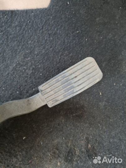 Педаль газа Peugeot 308 хэтчбек 1.6 EP6 2008