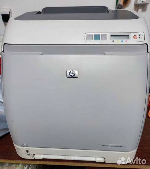 Продам лазерный принтер hp color laserjet 2605