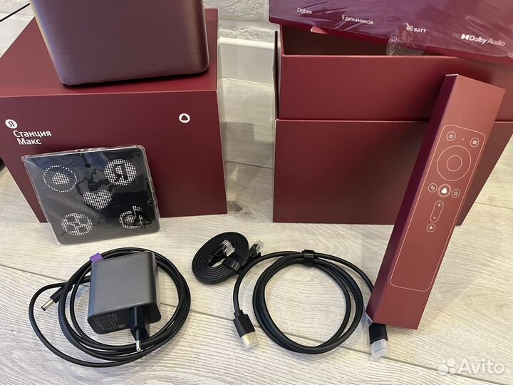 Яндекс.Станция Макс красная zigbee б/у 2 недели